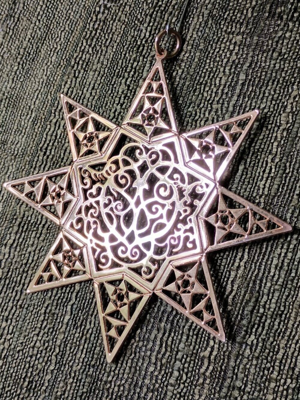 1985 Metropolitan Museum of Art NY 24K GP Over Brass Star Ornament Marked